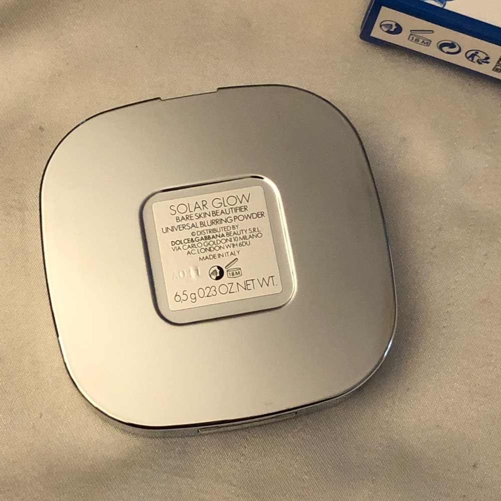 Dolce & Gabbana Solar Glow Bare Skin Beautifier Universal Blurring Powder NIB - Picture 7 of 12